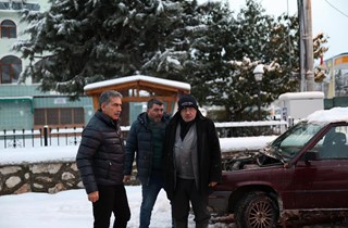 Gemlik’te Karla Mücadele Çalışmaları Aralıksız Sürüyor